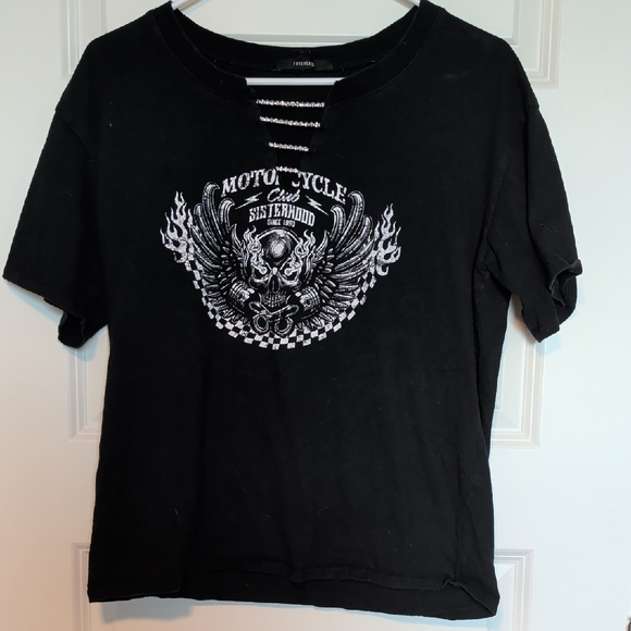 Forever 21 Tops - Forever 21 Black Motorcycle Graphic Tee, Medium, PTP 20